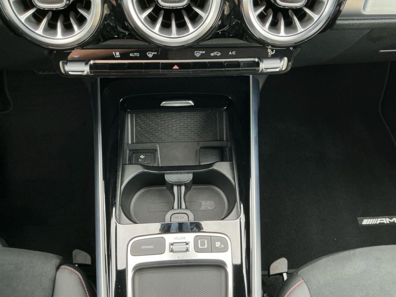 Mercedes-Benz GLB – Bild 17
