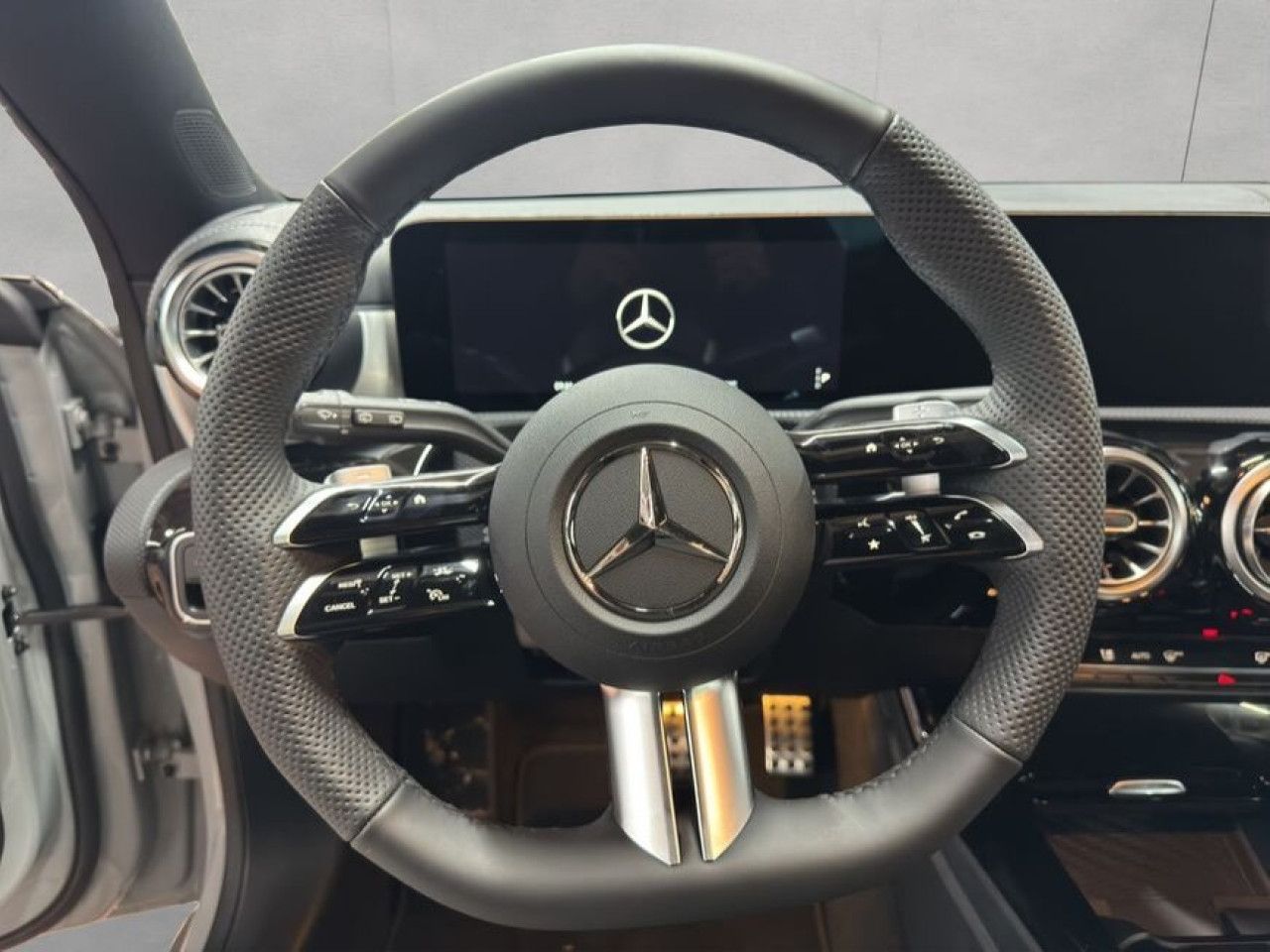 Mercedes-Benz CLA – Bild 11
