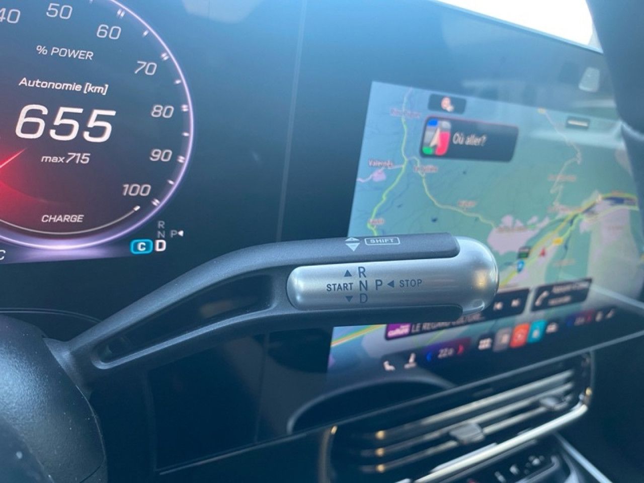 Photo du v&eacute;hicule 16 / 18