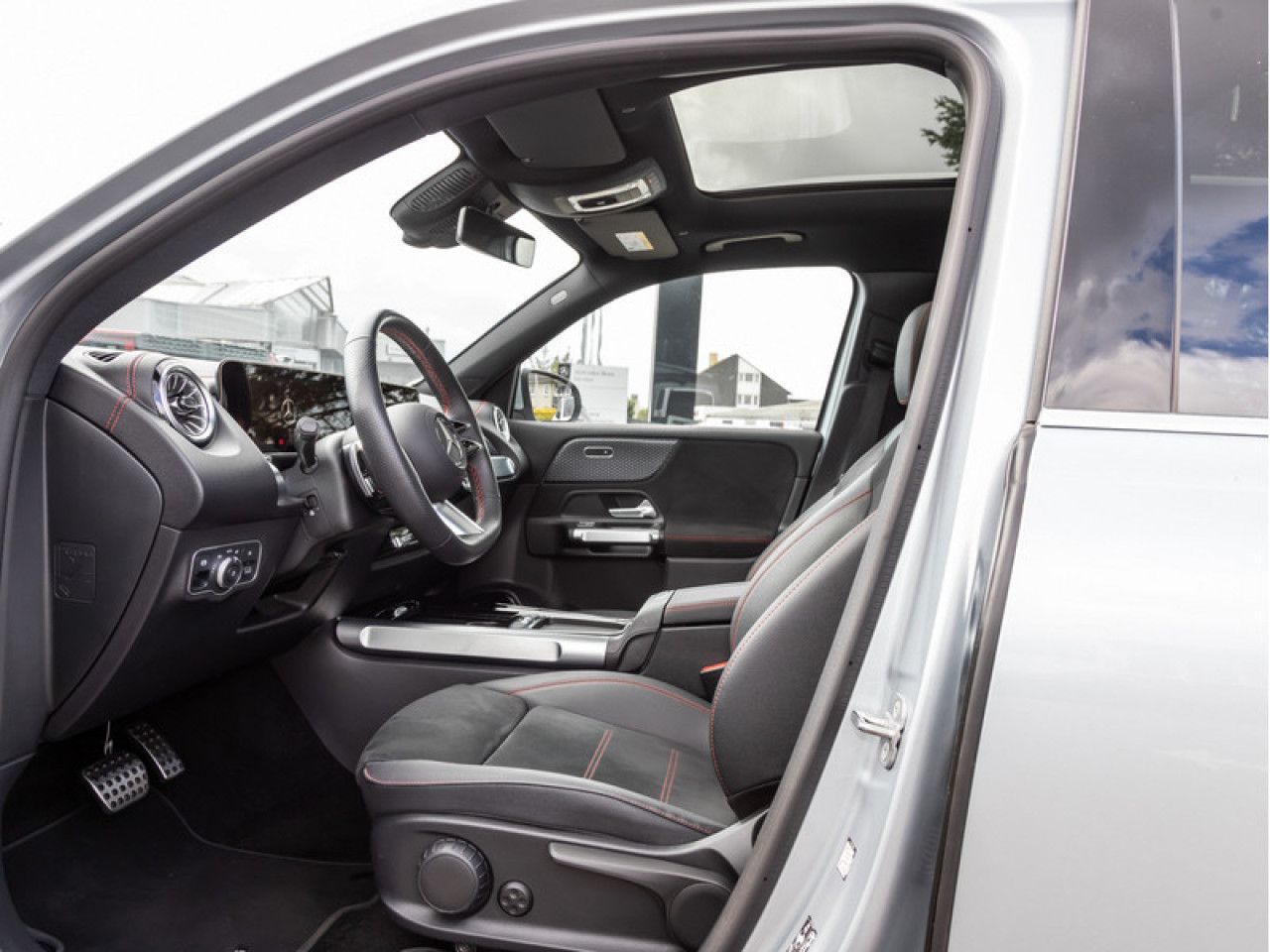 Mercedes-Benz EQB – Bild 11