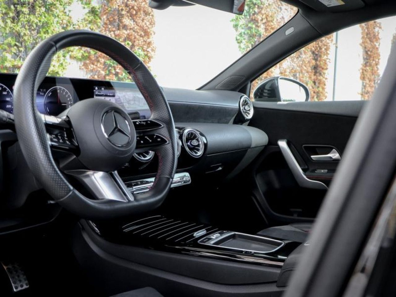 Photo du v&eacute;hicule 4 / 18