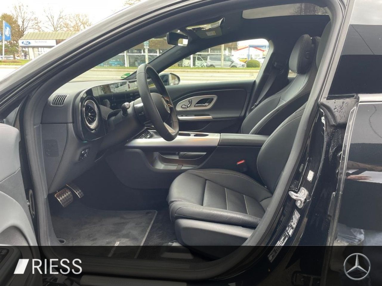 Mercedes-Benz CLA – Bild 2