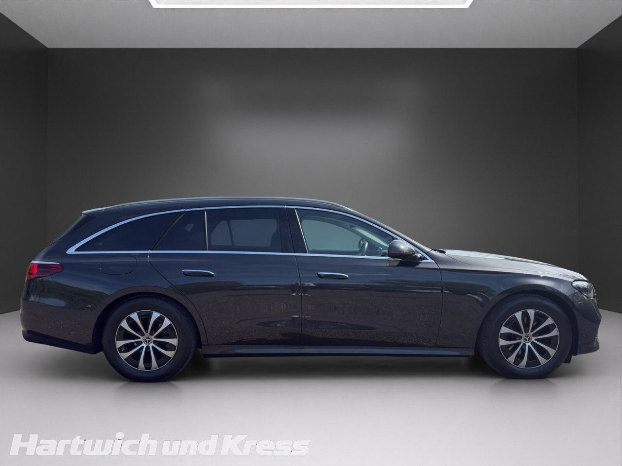 Mercedes-Benz E-Klasse – Bild 8
