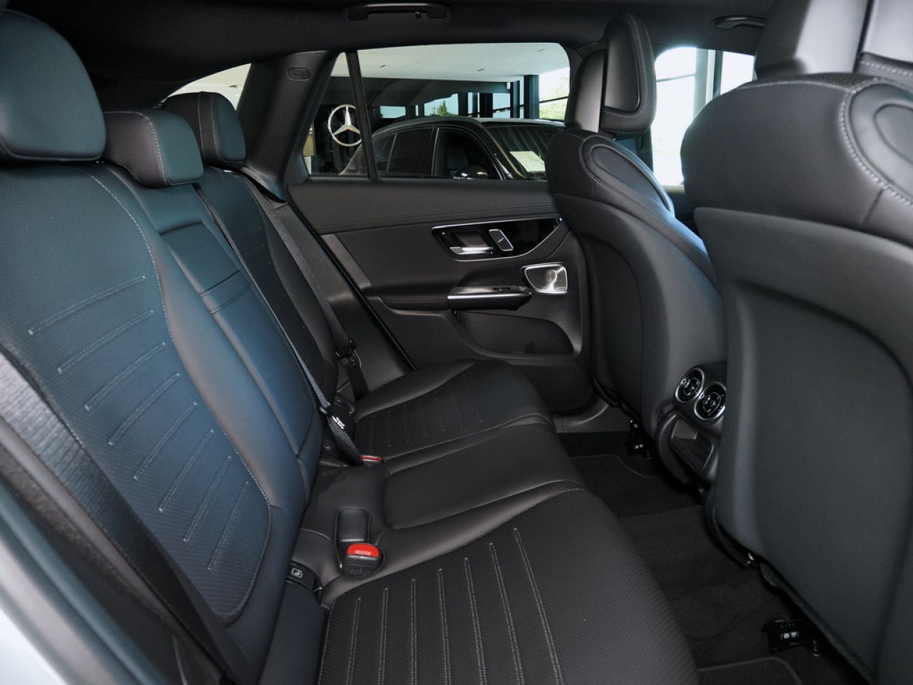 Mercedes-Benz GLC – Bild 11