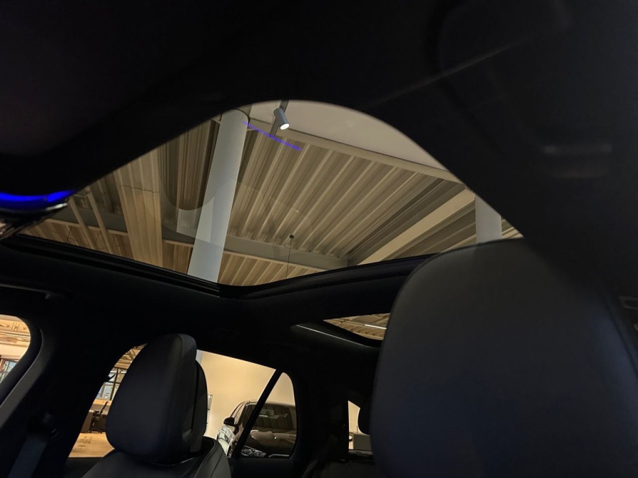 Mercedes-Benz E-Klasse – Bild 16