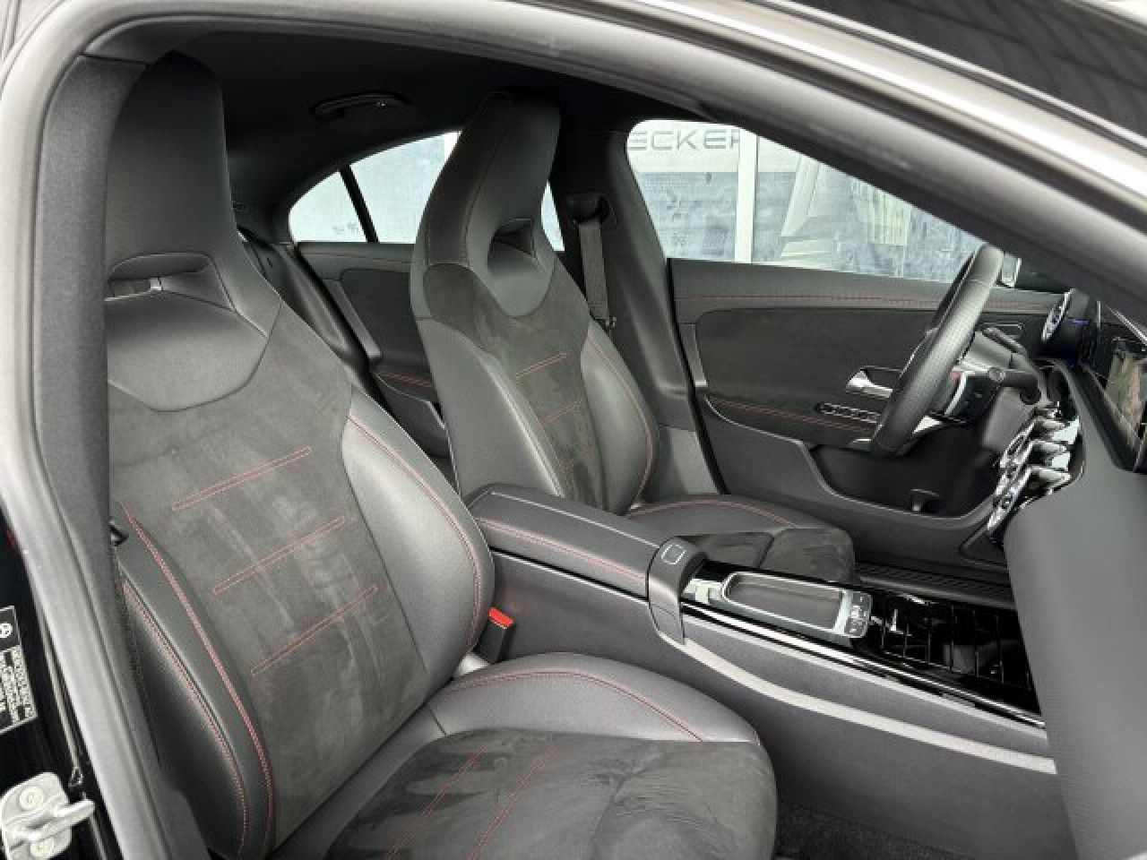 Fahrzeugbild 12 / 16