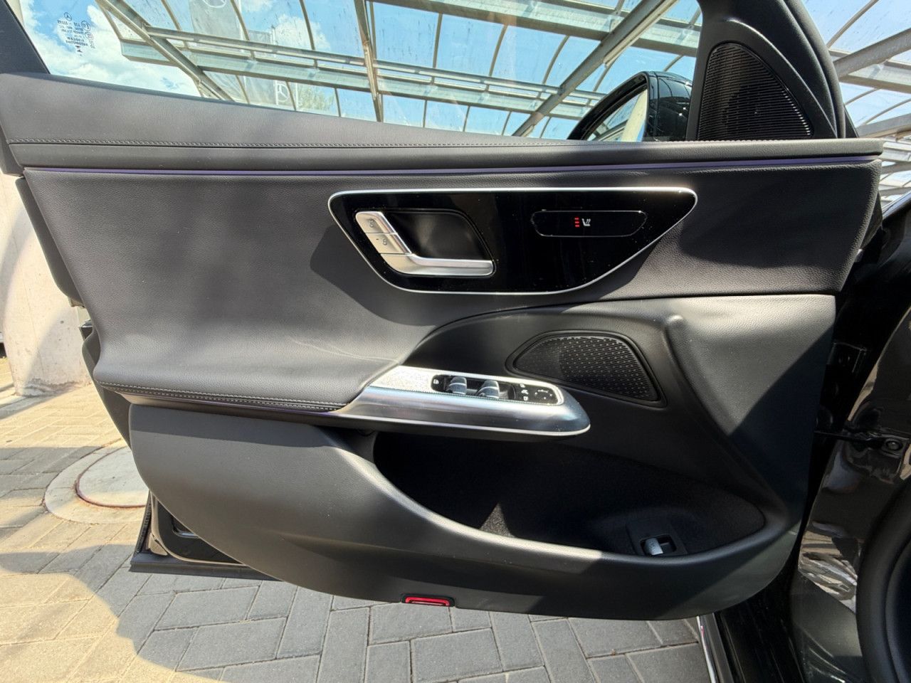 Mercedes-Benz E-Klasse – Bild 7