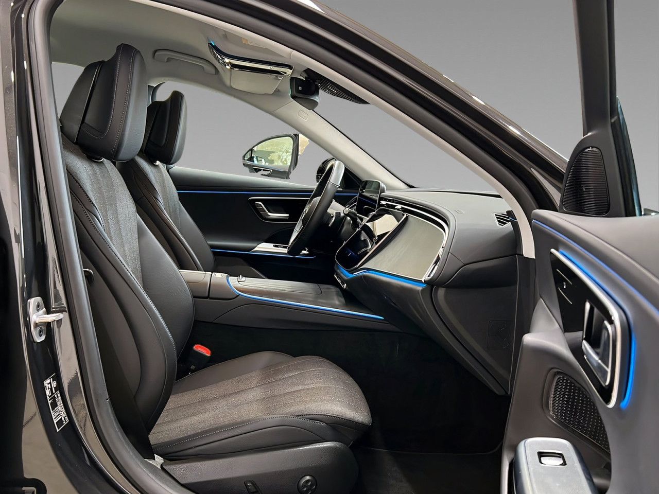Mercedes-Benz E-Klasse – Bild 14