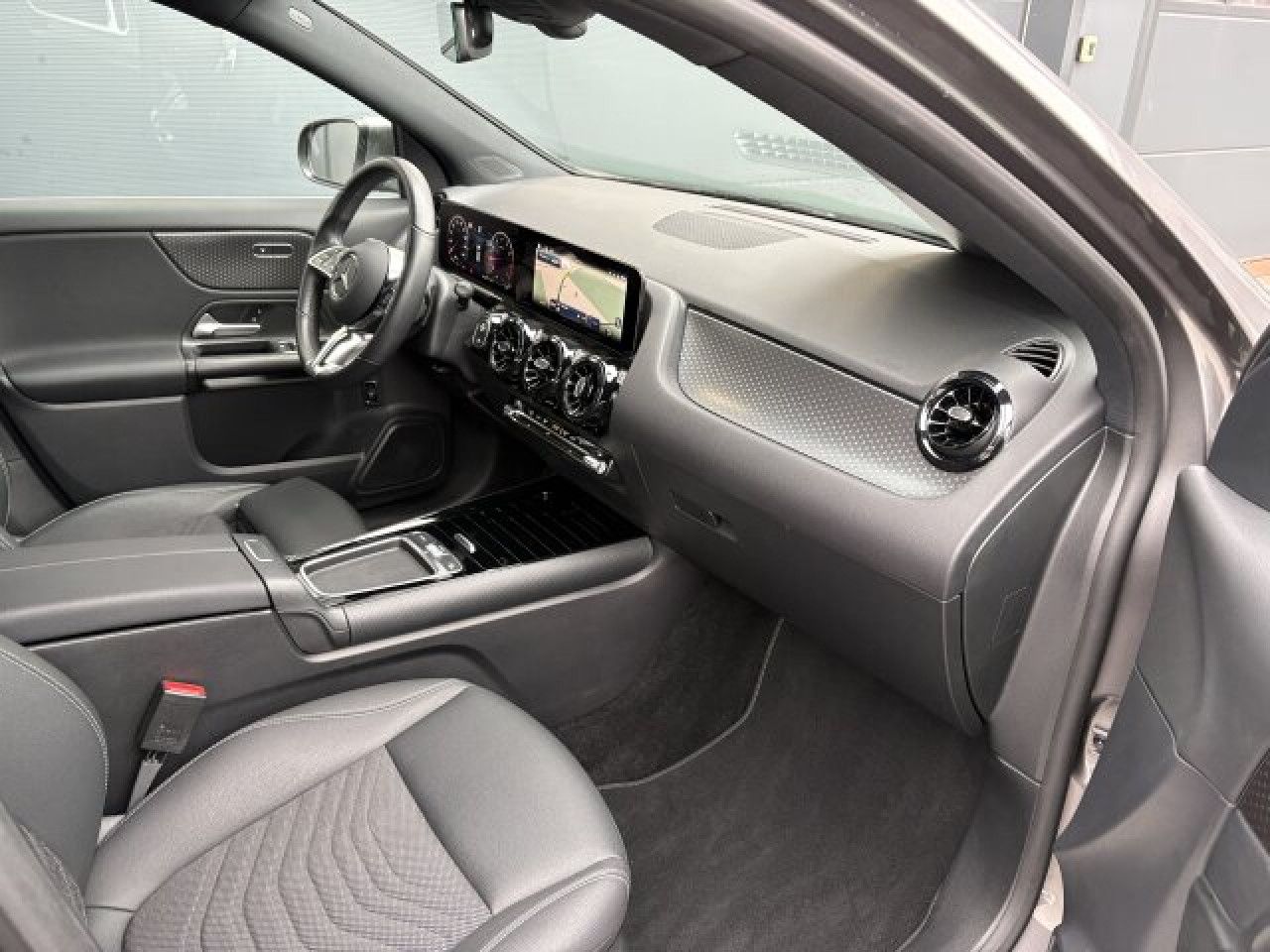 Fahrzeugbild 13 / 15