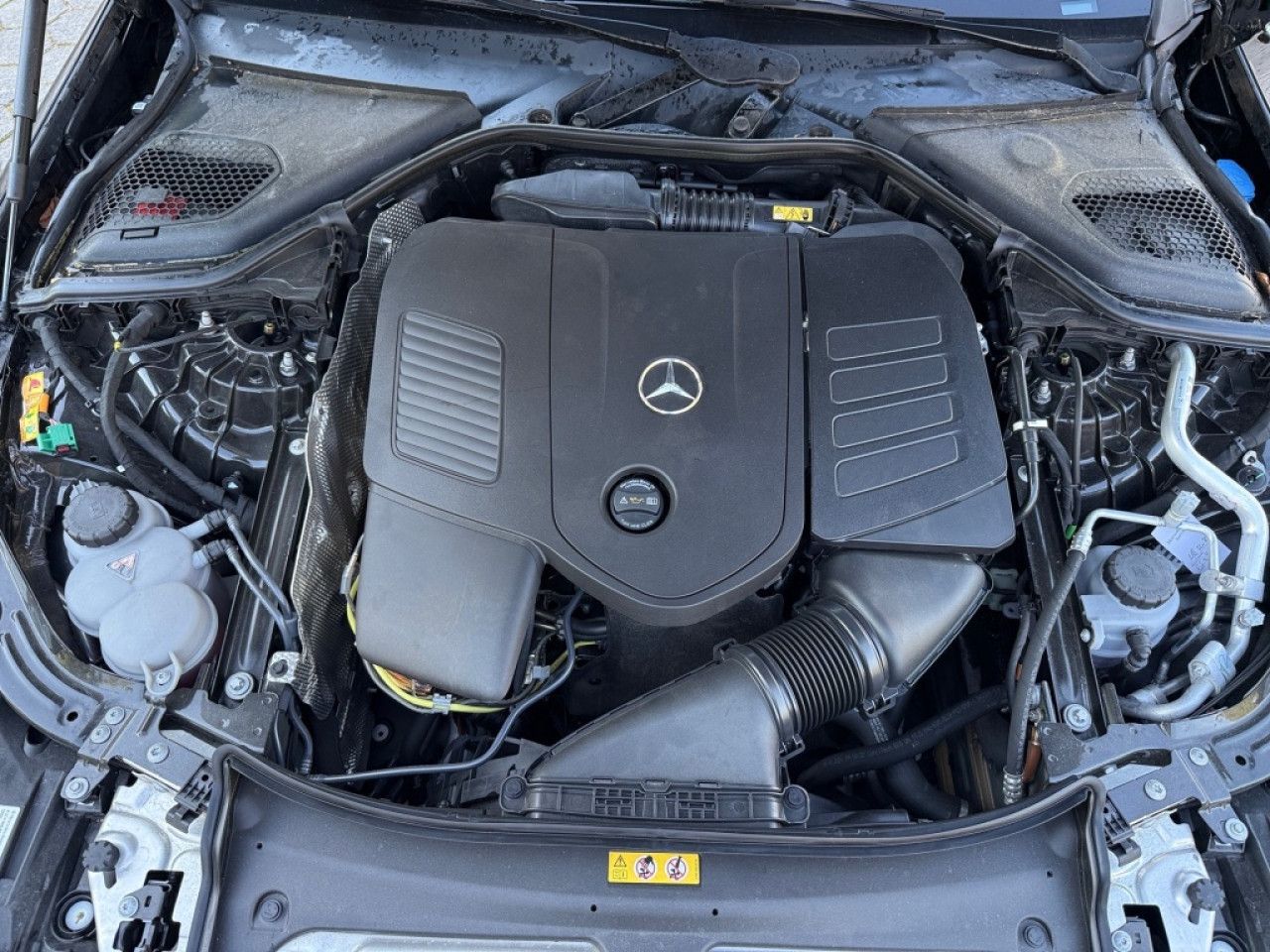 Mercedes-Benz E-Klasse – Bild 4