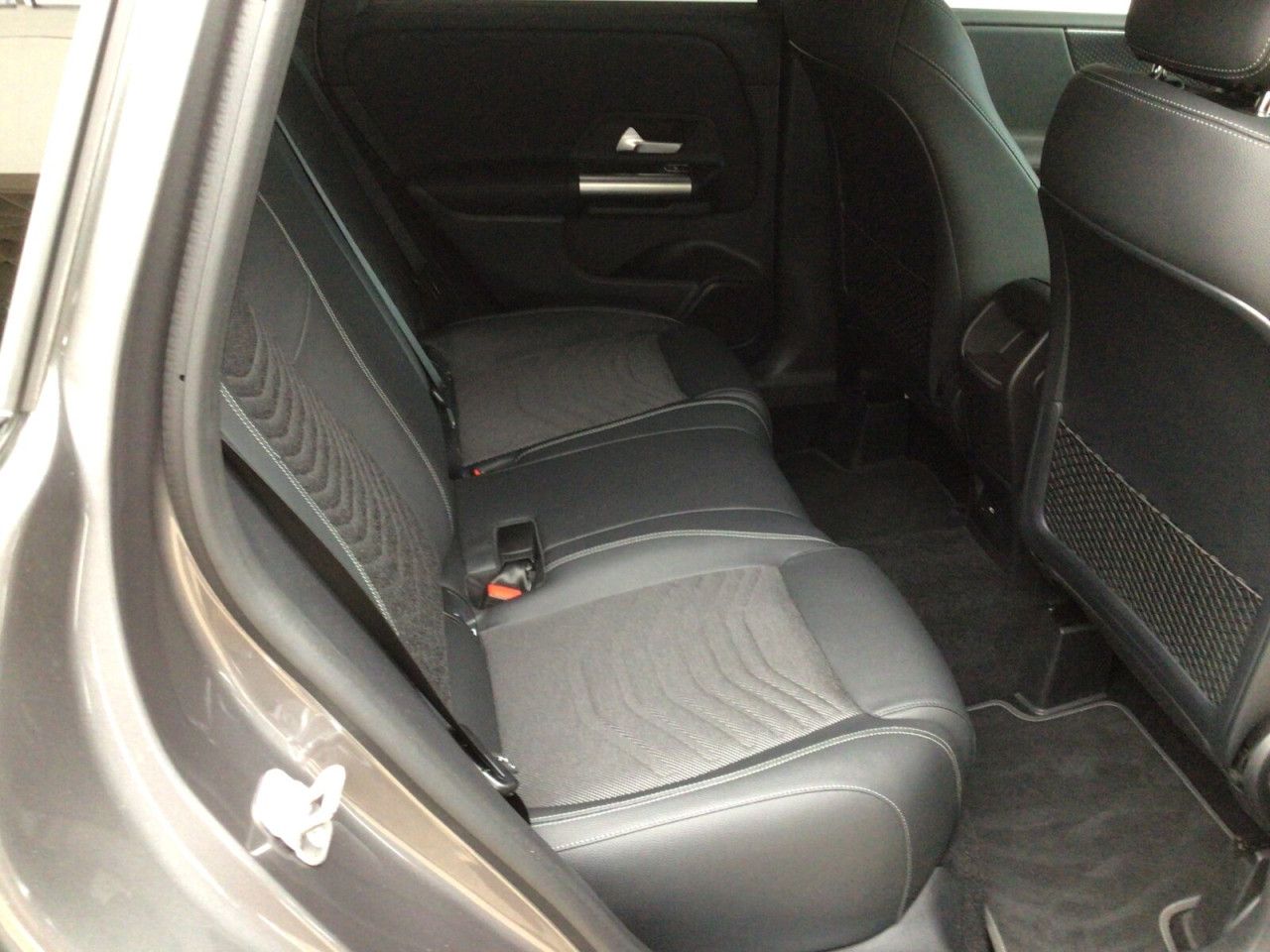 Fahrzeugbild 12 / 16