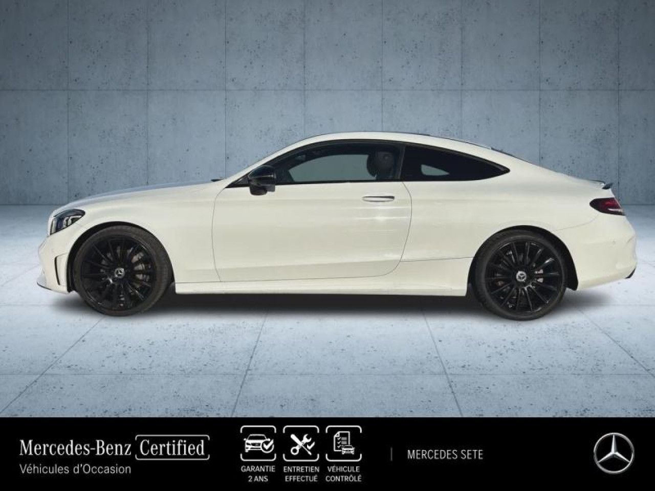 Photo du v&eacute;hicule 2 / 18