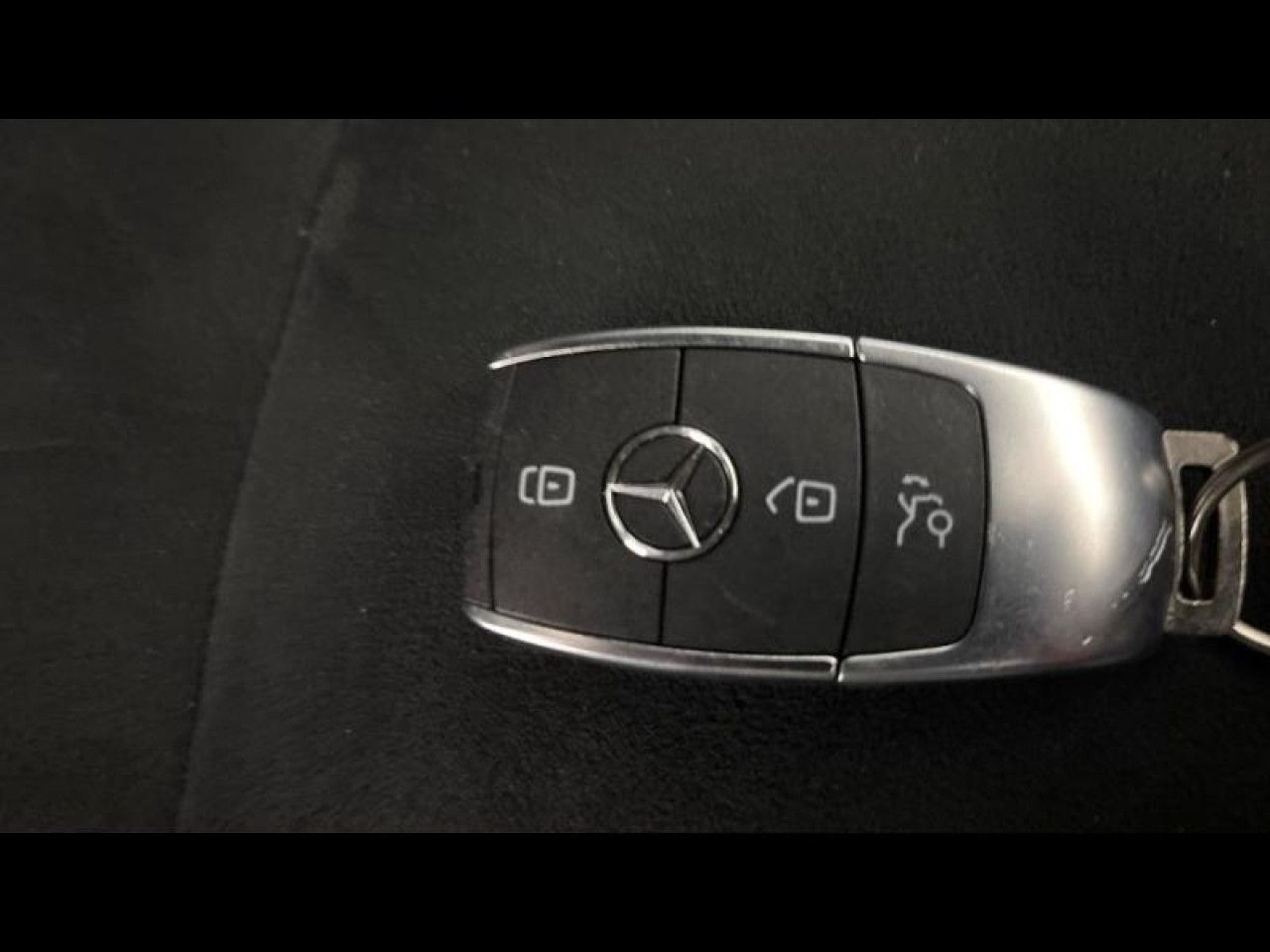 Photo du v&eacute;hicule 16 / 18