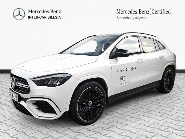Mercedes-Benz GLA 200