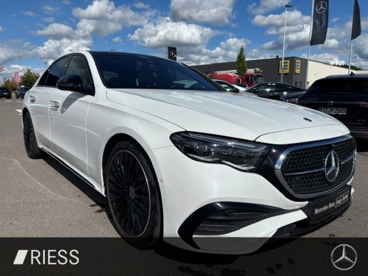 Mercedes-Benz E-Klasse – Bild 7