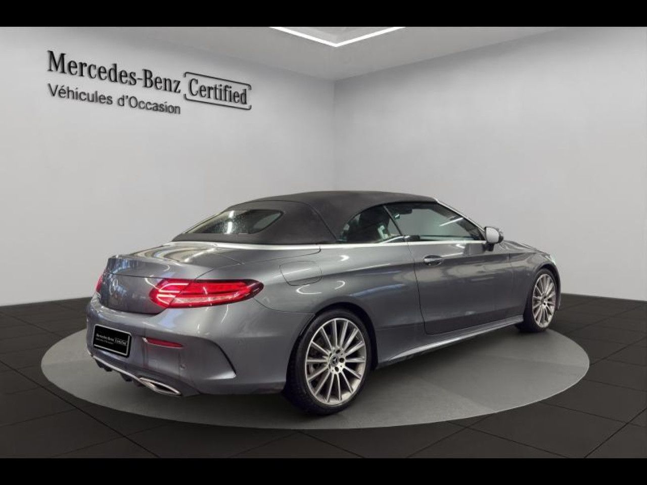 Photo du v&eacute;hicule 5 / 18