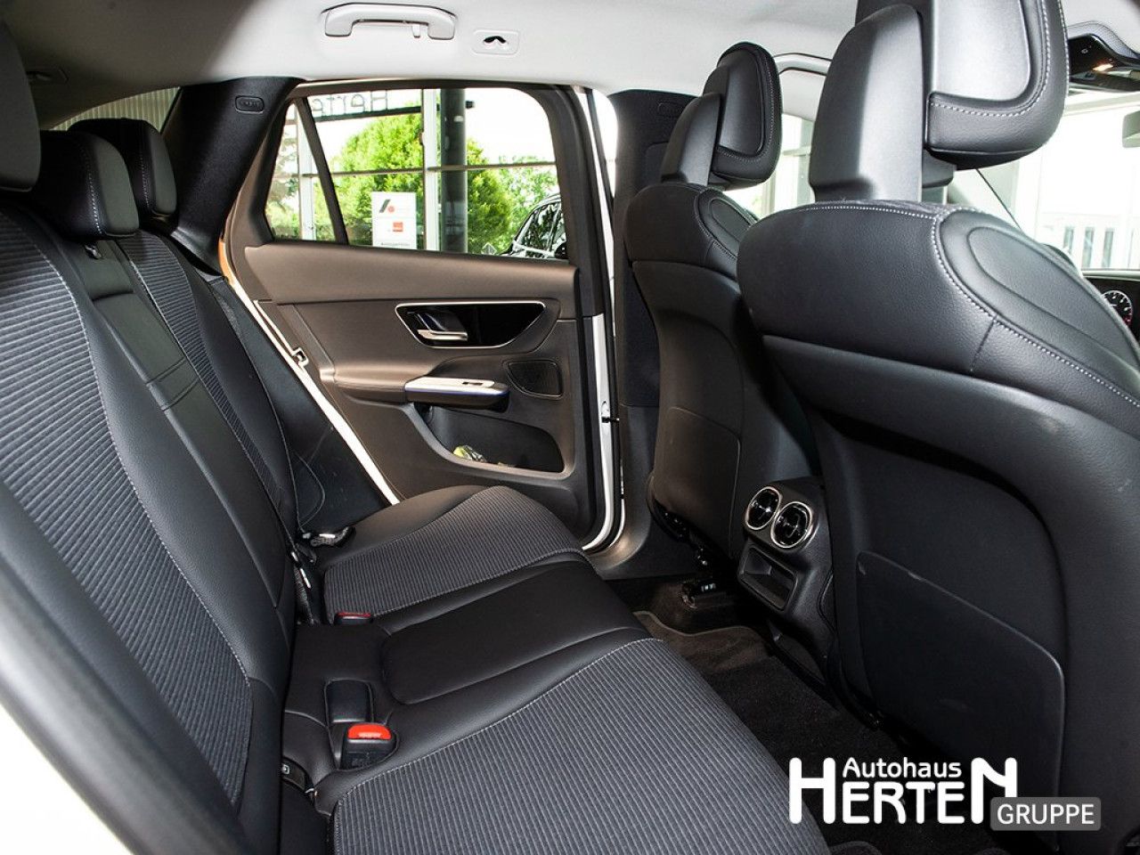 Mercedes-Benz GLC – Bild 17