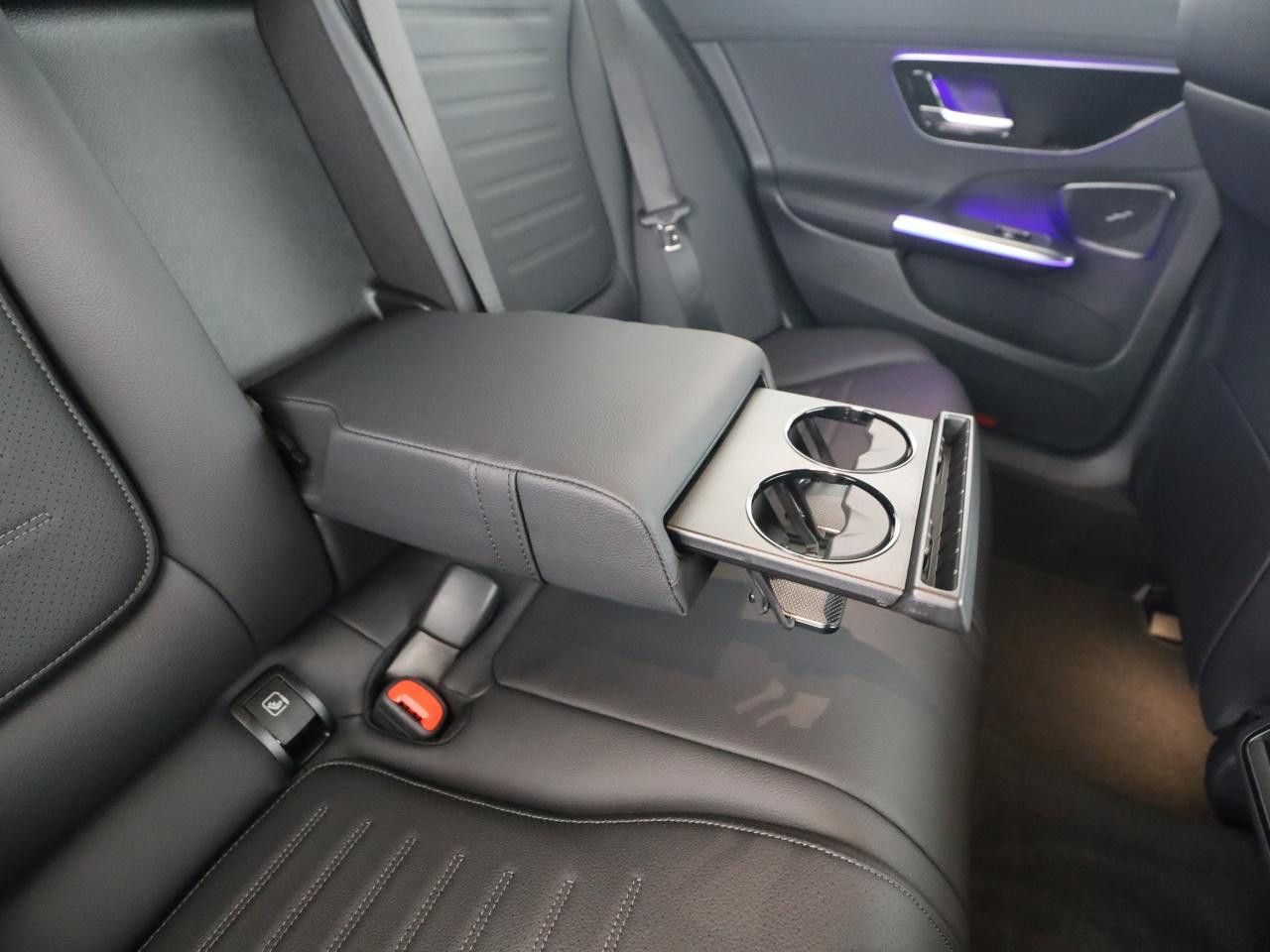 Mercedes-Benz C-Klasse – Bild 18