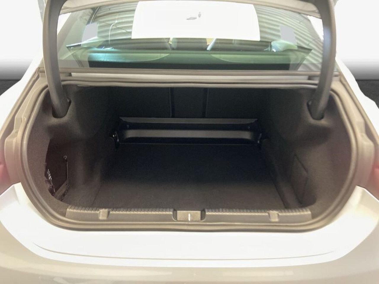 Mercedes-Benz EQE – Bild 9