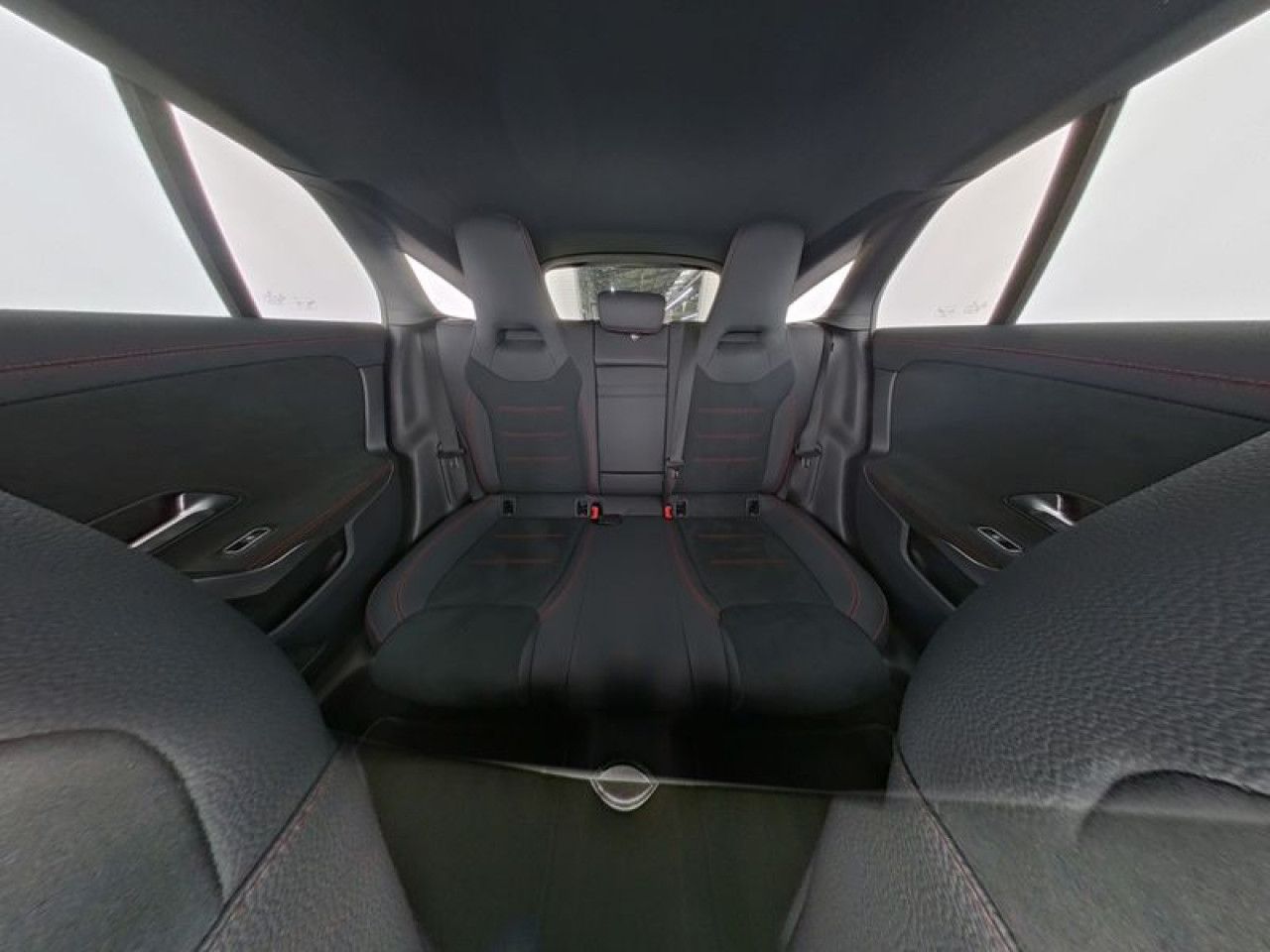 Mercedes-Benz CLA – Bild 7