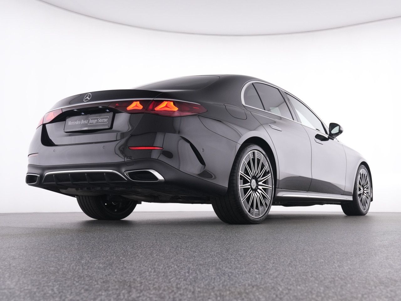Mercedes-Benz E-Klasse – Bild 7
