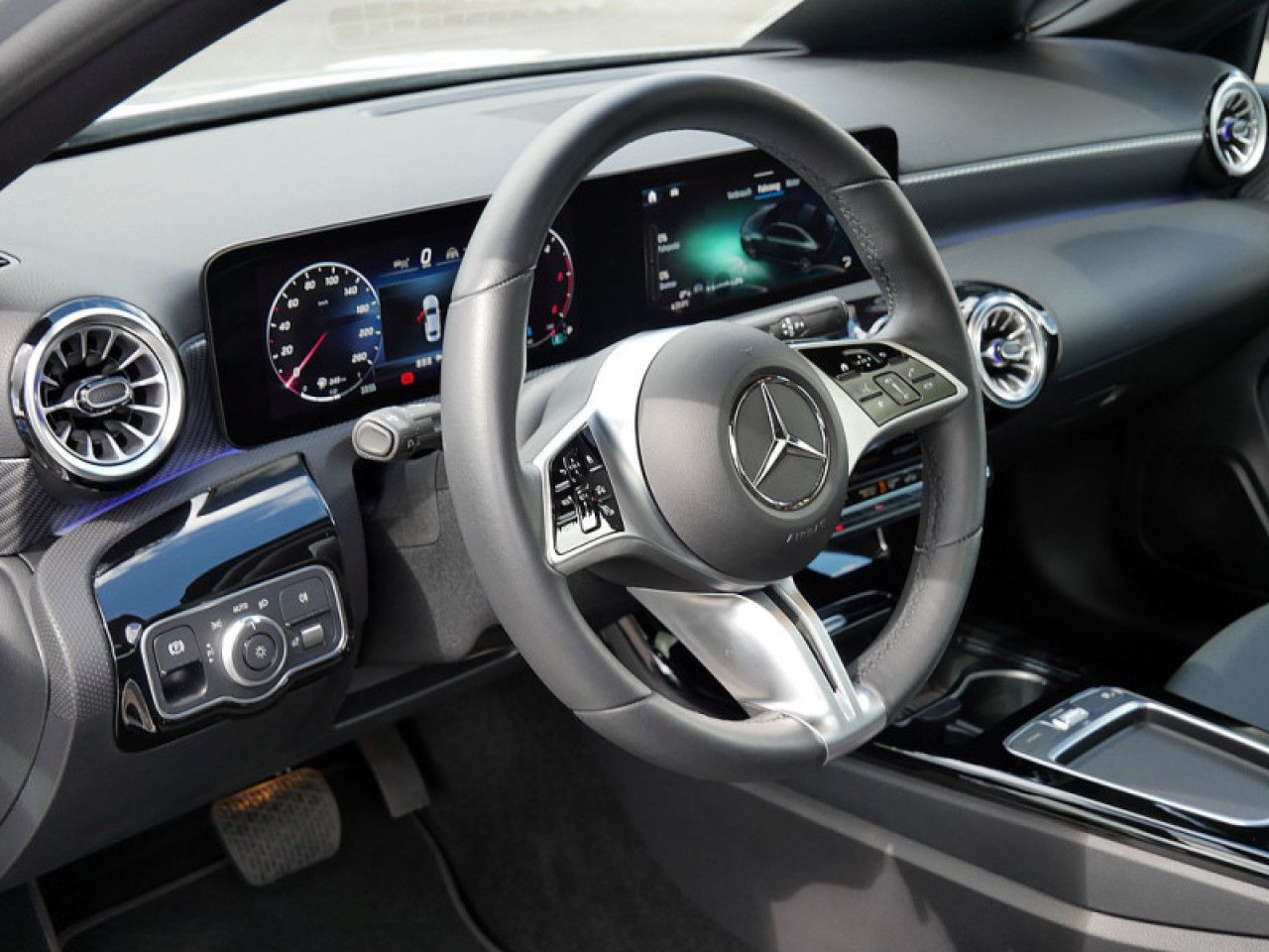 Mercedes-Benz A-Klasse – Bild 14