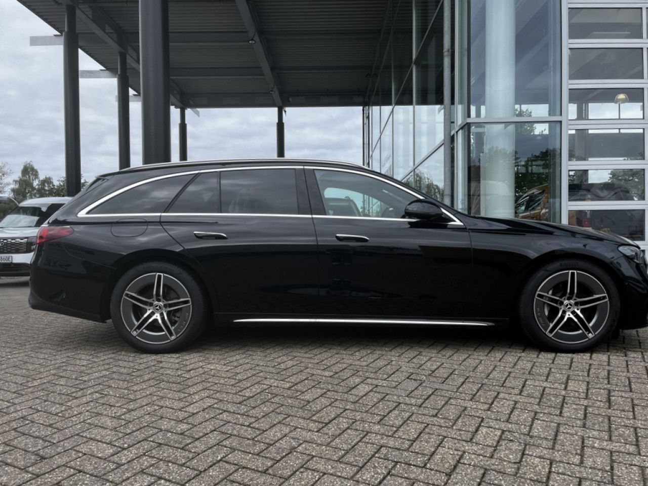 Mercedes-Benz E-Klasse – Bild 6
