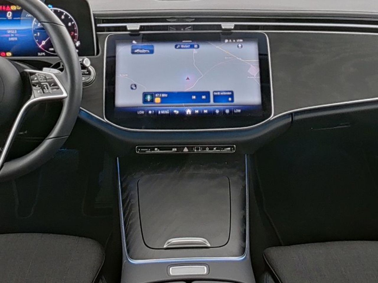 Mercedes-Benz E-Klasse – Bild 3