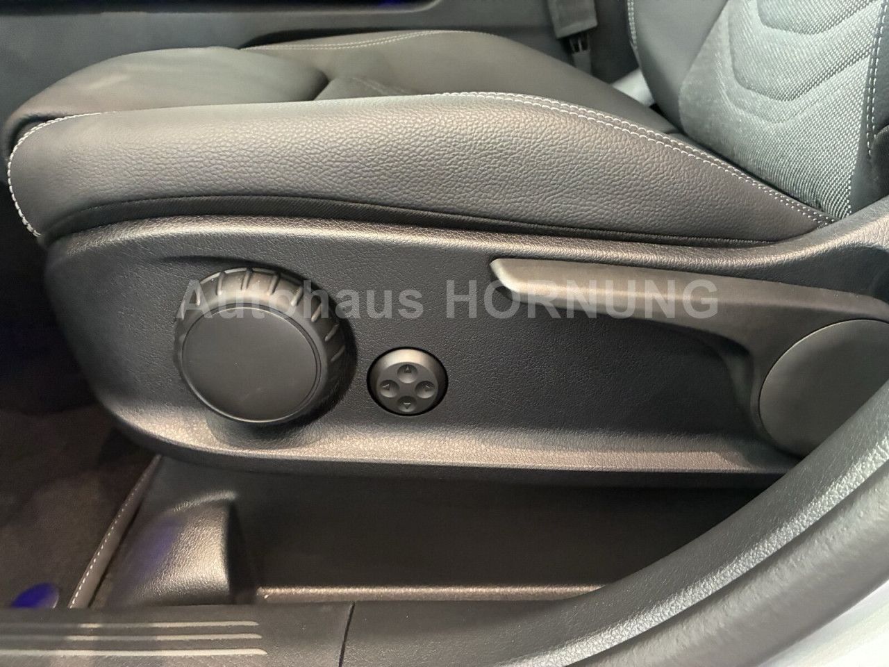 Mercedes-Benz GLB – Bild 13
