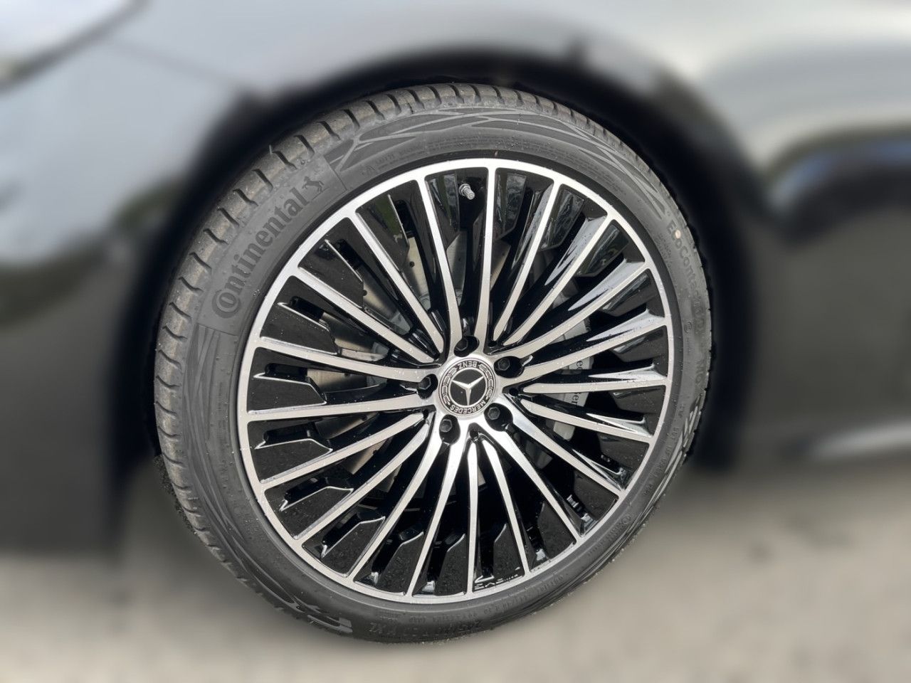 Mercedes-Benz E-Klasse – Bild 4