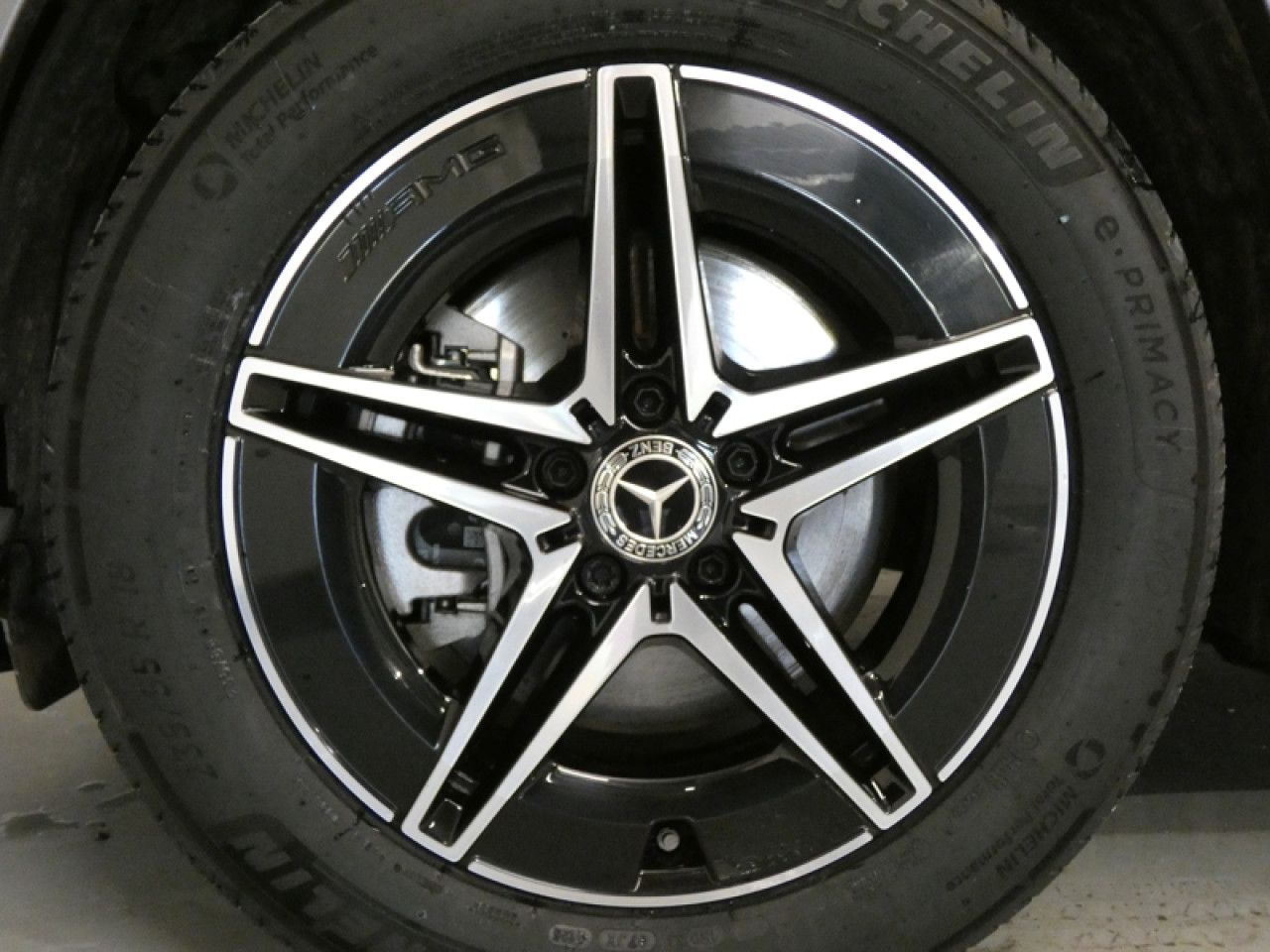 Photo du v&eacute;hicule 9 / 18