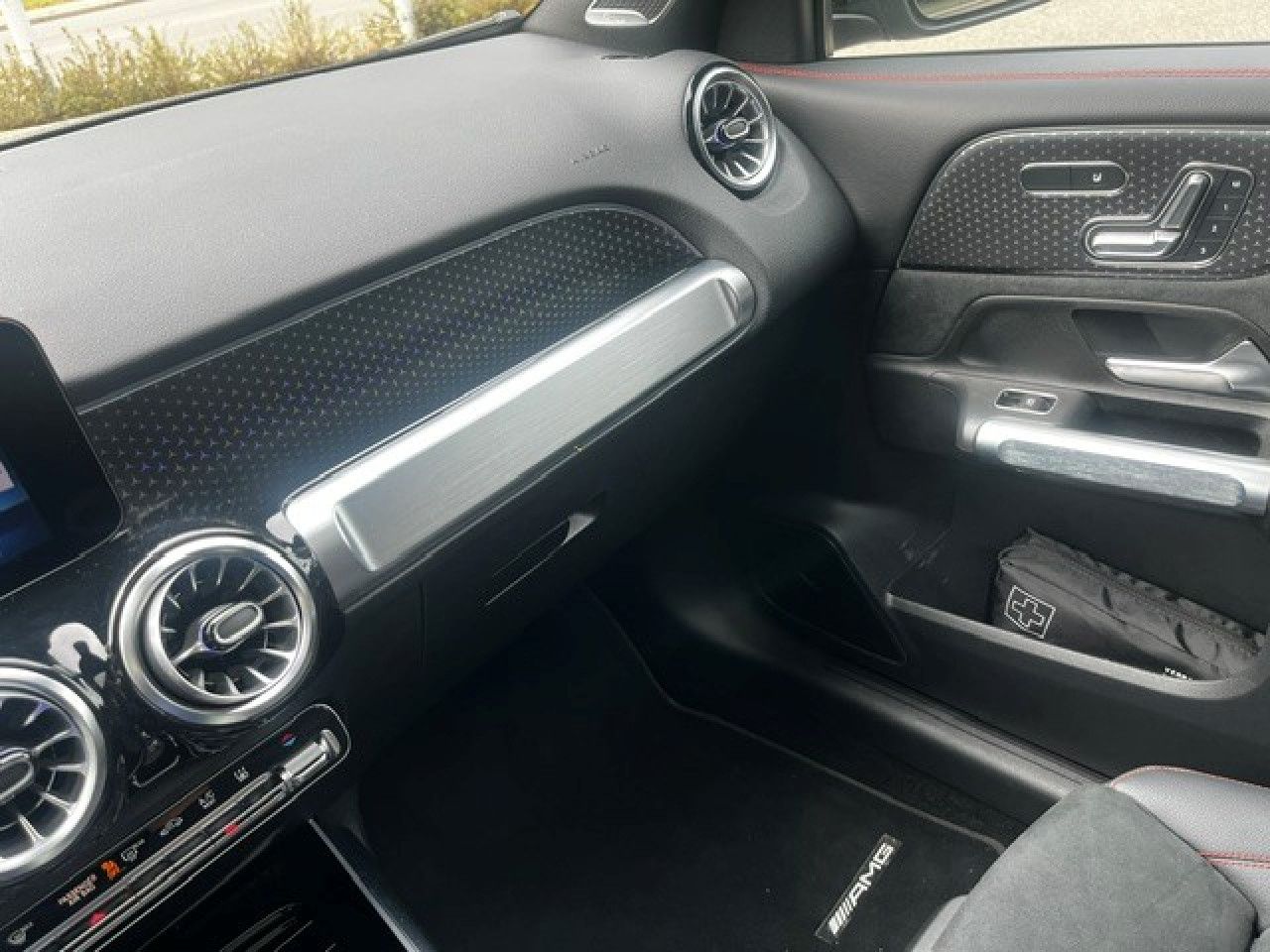Mercedes-Benz GLB – Bild 14