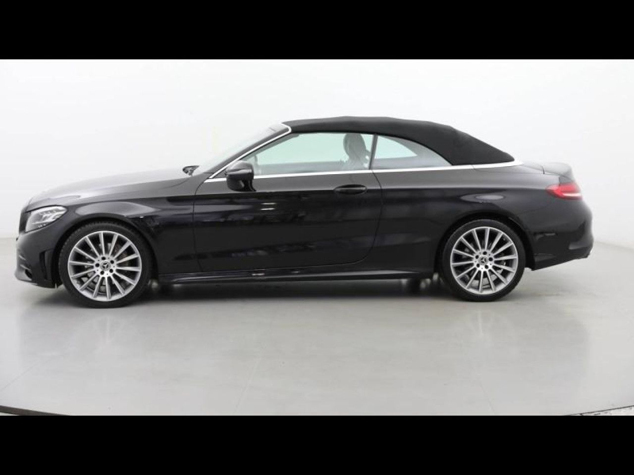 Photo du v&eacute;hicule 8 / 18