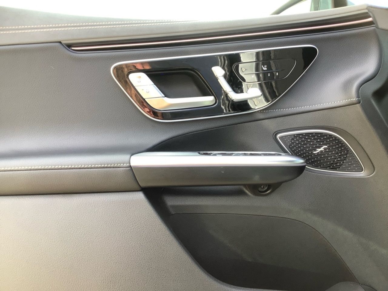 Mercedes-Benz EQE – Bild 4