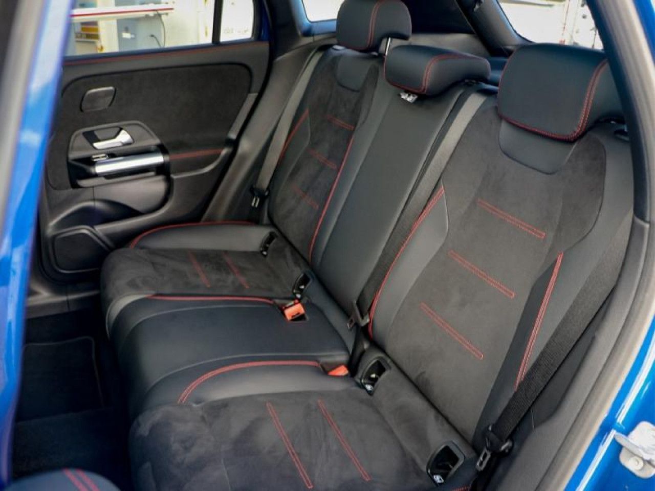 Photo du v&eacute;hicule 6 / 18