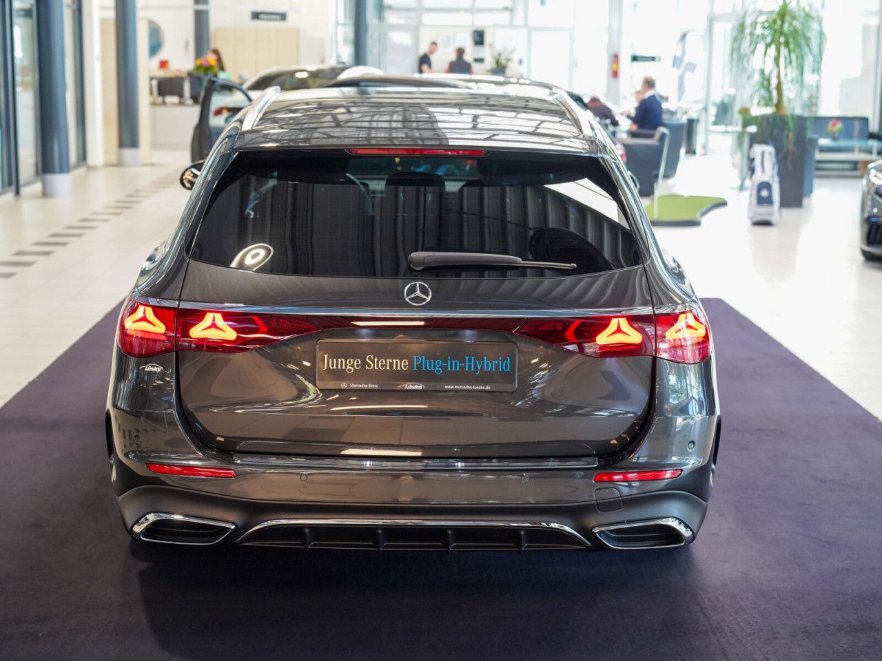 Mercedes-Benz E-Klasse – Bild 4