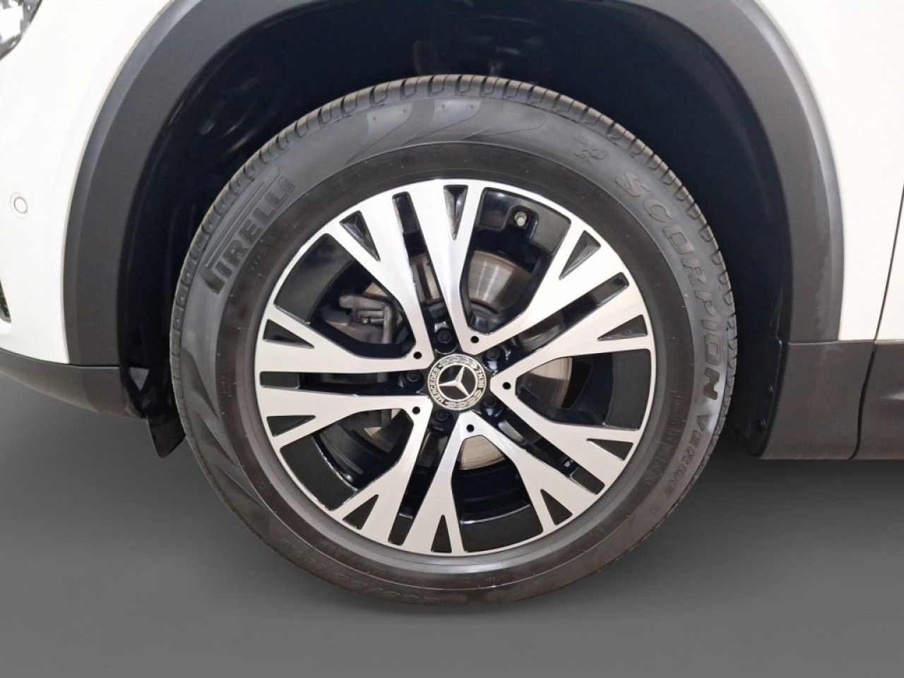 Mercedes-Benz GLB – Bild 8