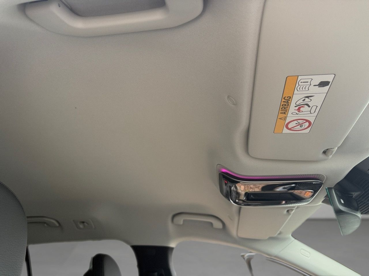 Mercedes-Benz E-Klasse – Bild 26
