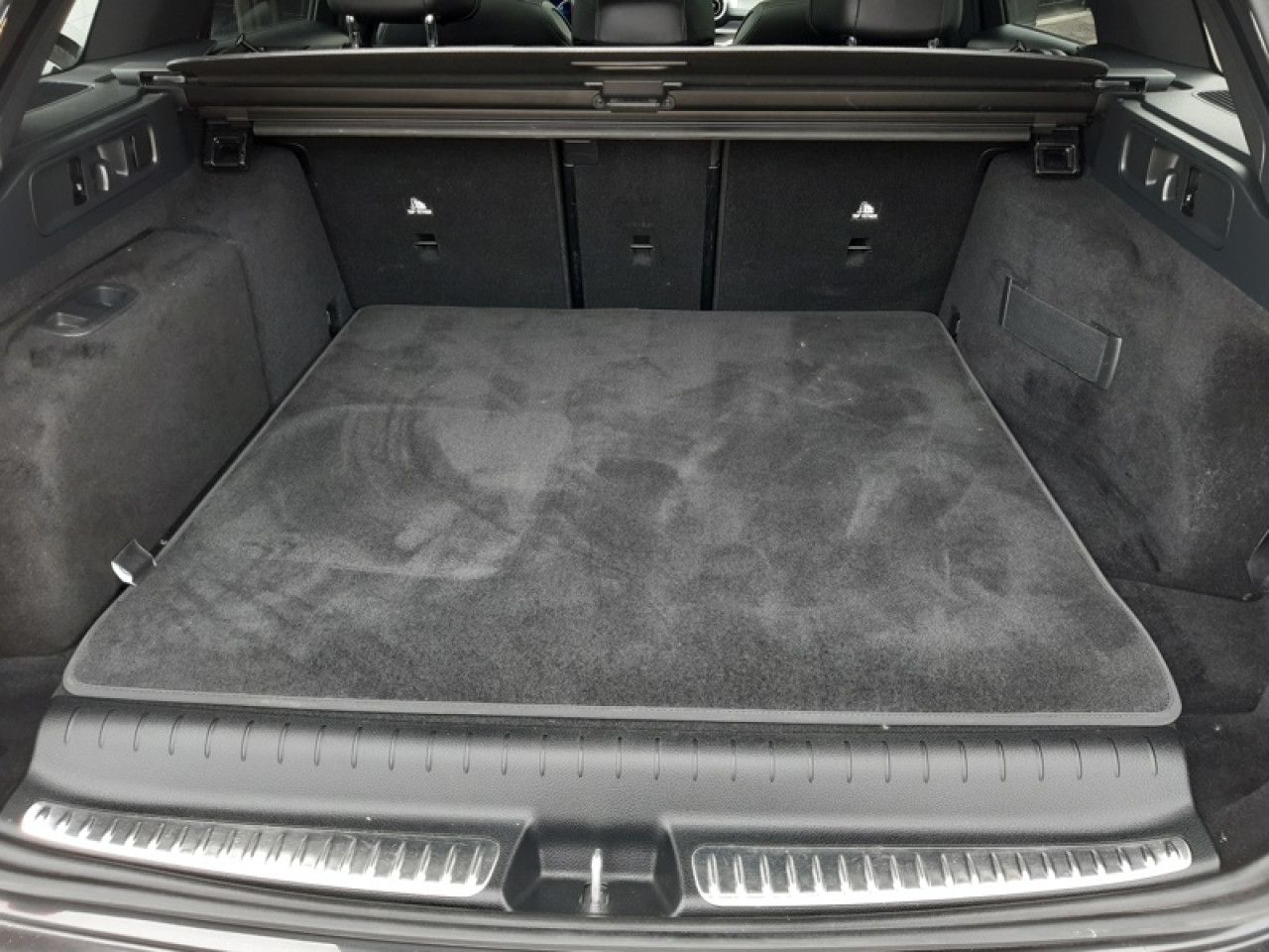 Photo du v&eacute;hicule 10 / 18