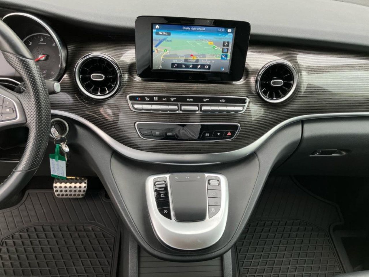 Fahrzeugbild 10 / 17