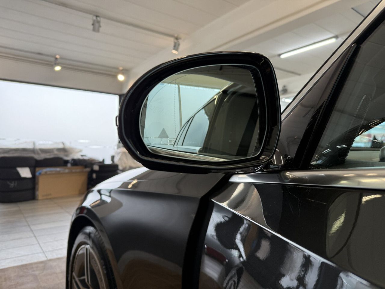 Mercedes-Benz E-Klasse – Bild 8