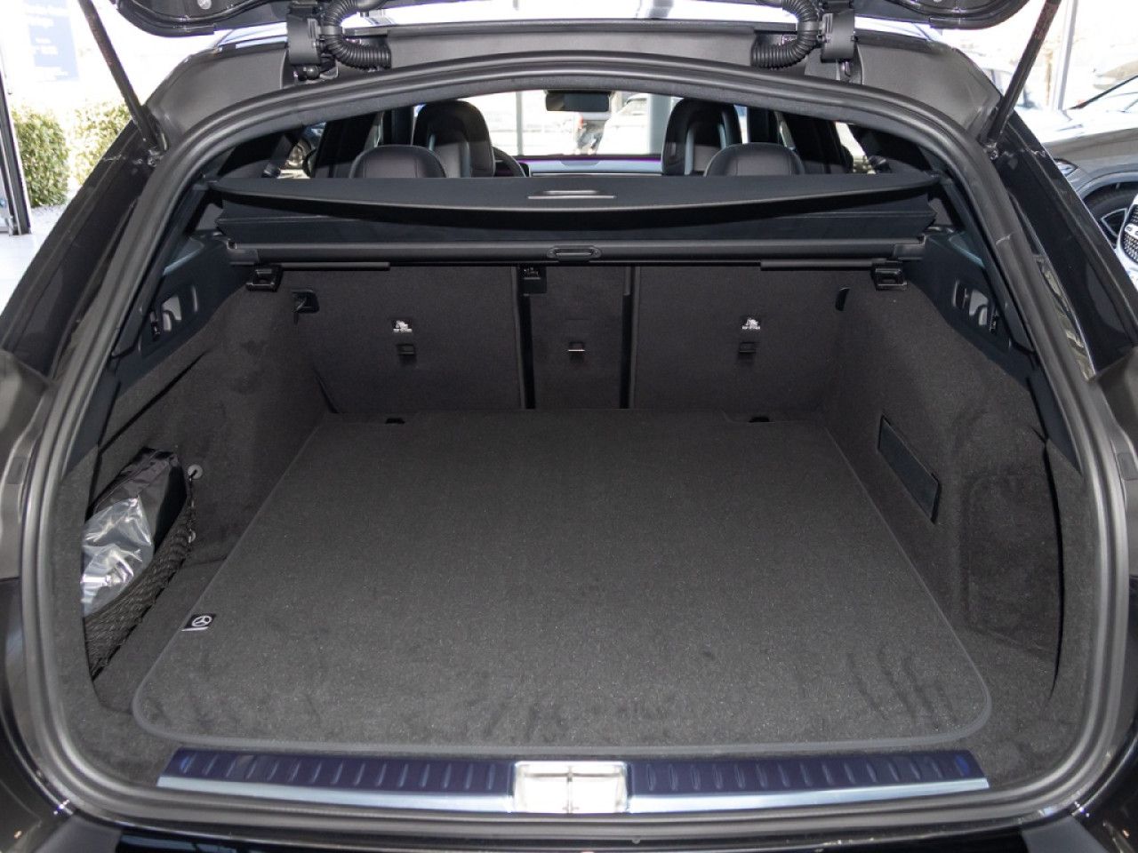 Mercedes-Benz E-Klasse – Bild 6