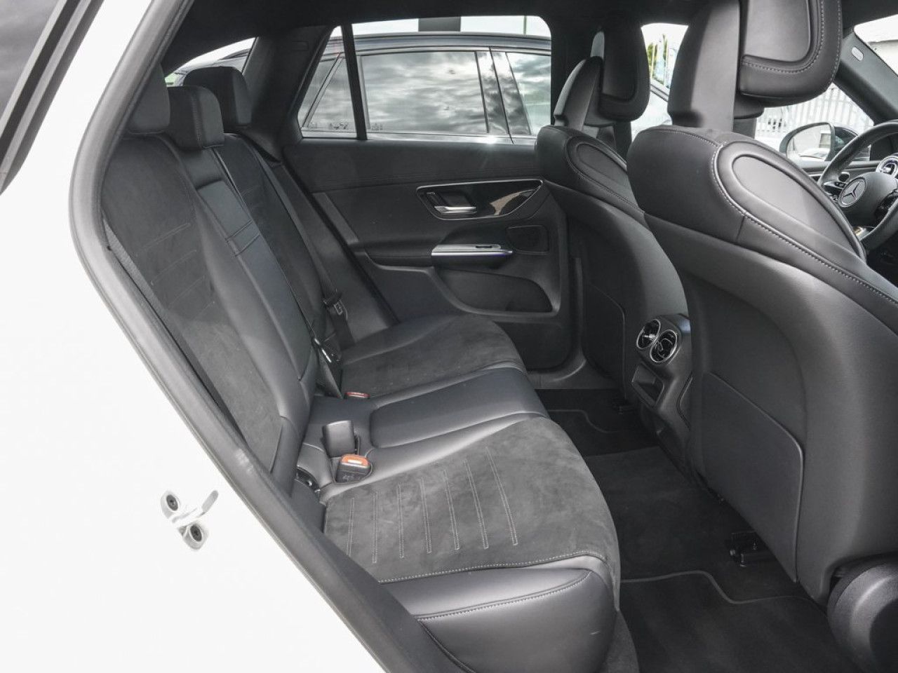 Mercedes-Benz GLC – Bild 11
