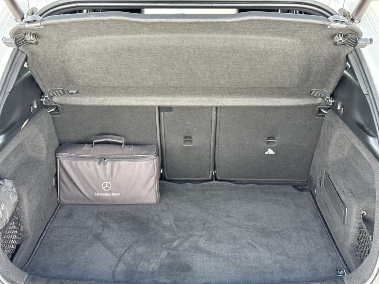 Photo du v&eacute;hicule 15 / 18