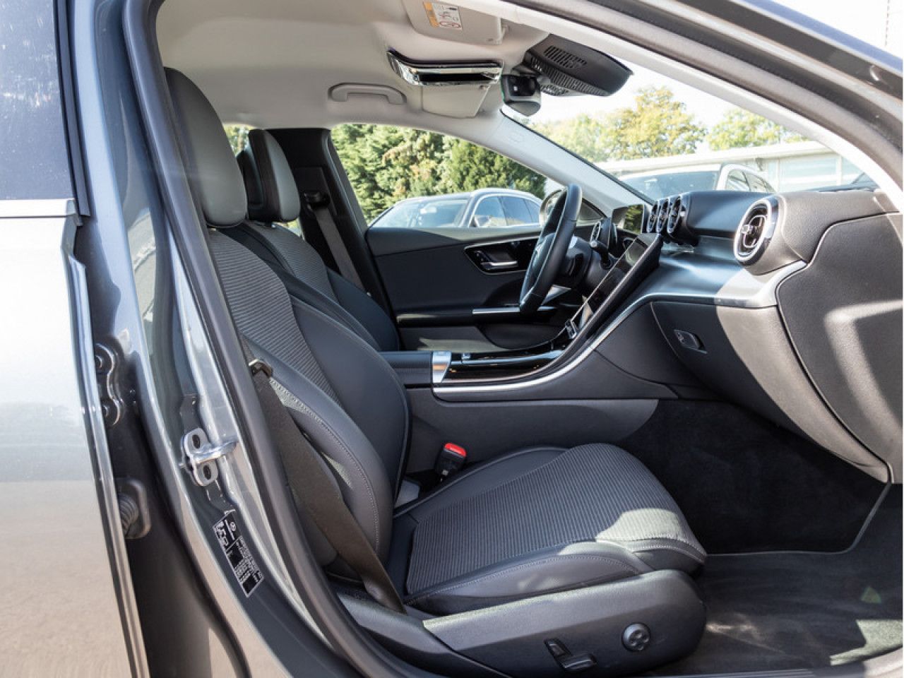 Mercedes-Benz C-Klasse – Bild 8