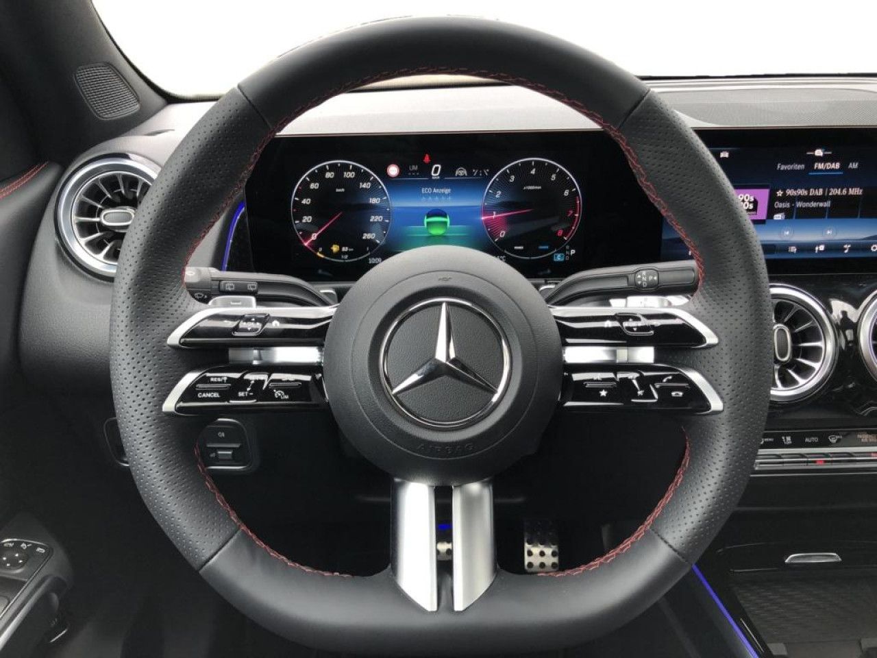 Mercedes-Benz GLB – Bild 10