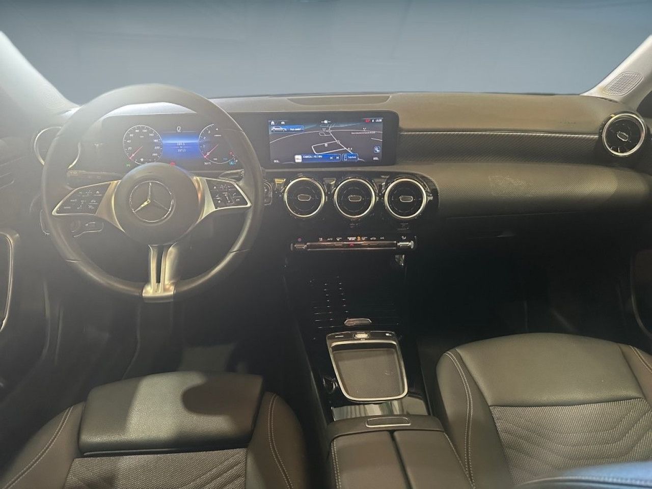 Imagem do veículo 12 / 13