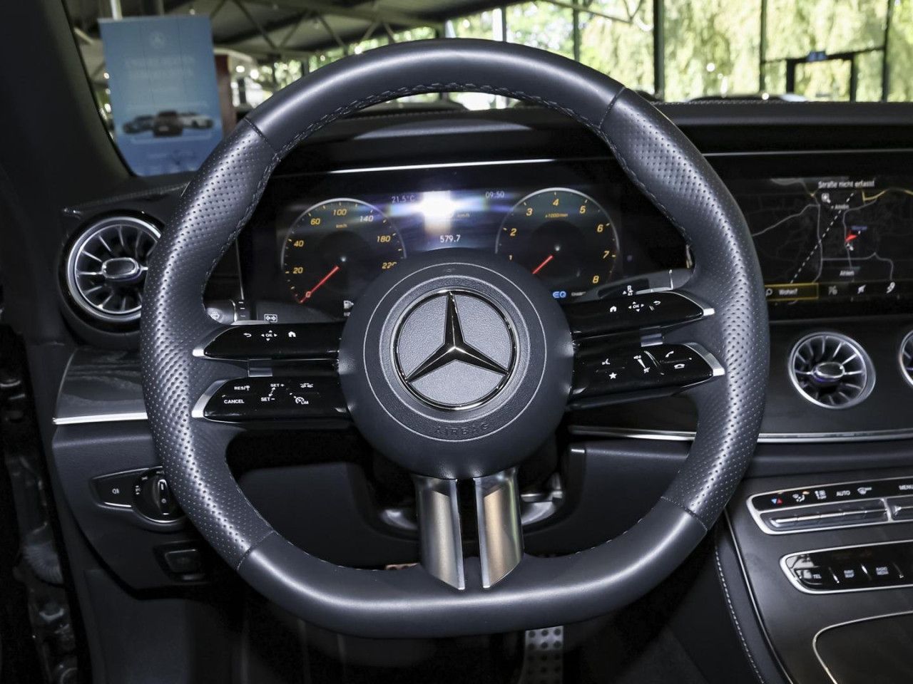 Mercedes-Benz E-Klasse – Bild 12