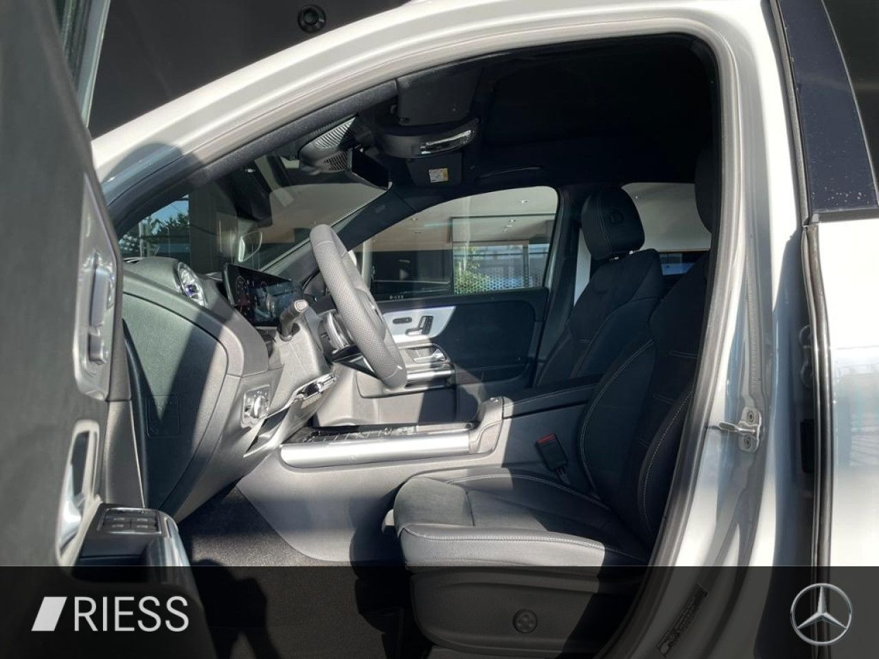 Mercedes-Benz GLA – Bild 2