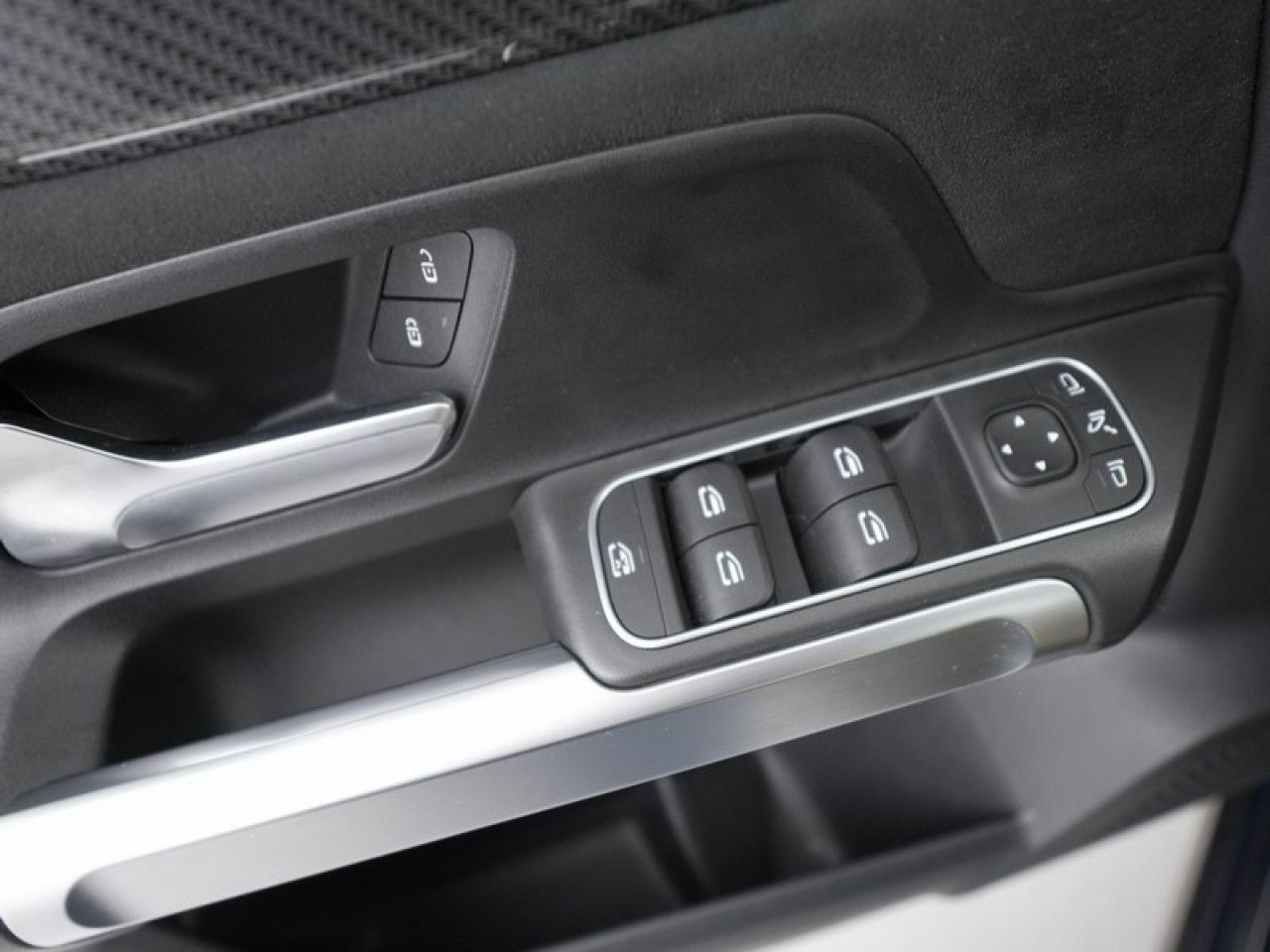 Imagem do veículo 12 / 25